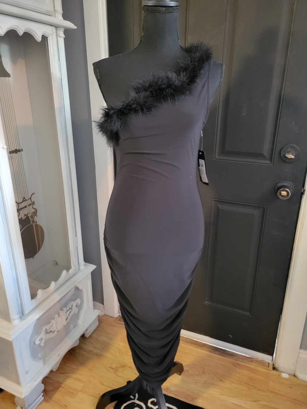 bebe Black One-Shoulder Feather-Trim Midi Dress - Picture 2 of 4